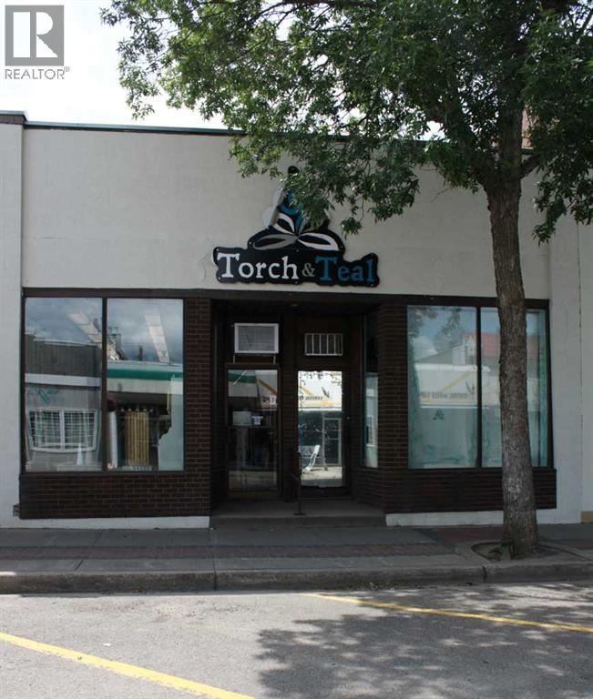 5023 50 Avenue Property Photo 1