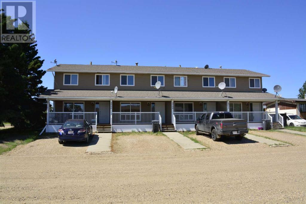 4906-4914 49 Street Property Photo 1