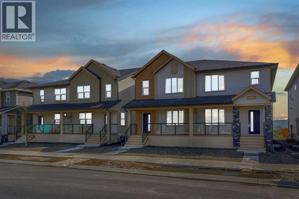 830834 Wolf Willow Boulevard Southeast Property Photo 1