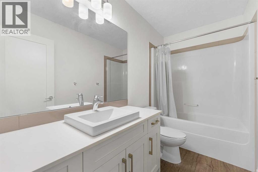 10 Walgrove Walk Property Photo 16