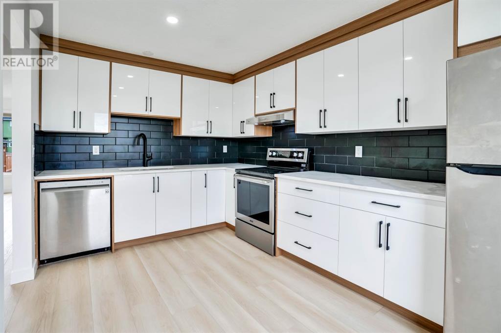 553 Abinger Road Ne Property Photo 1