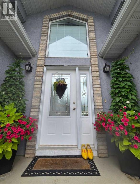 79 Park Place W Property Photo 3