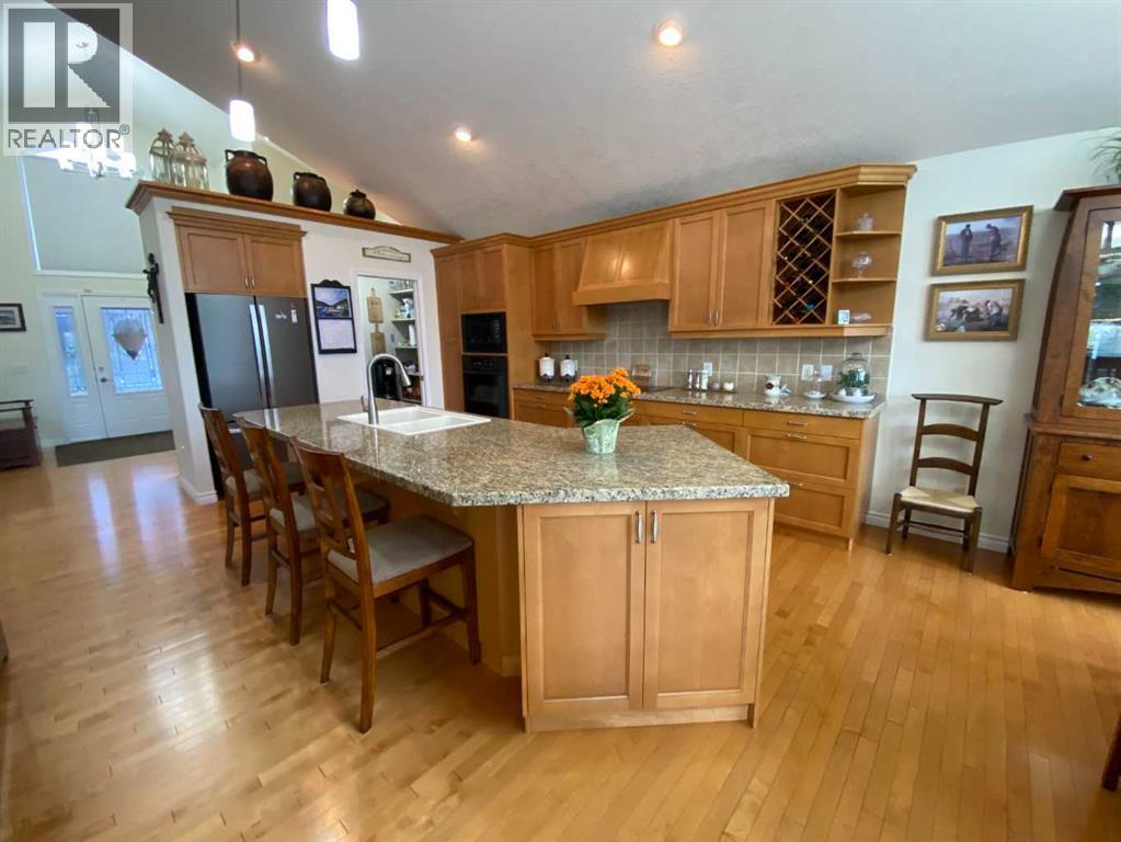 79 Park Place W Property Photo 10