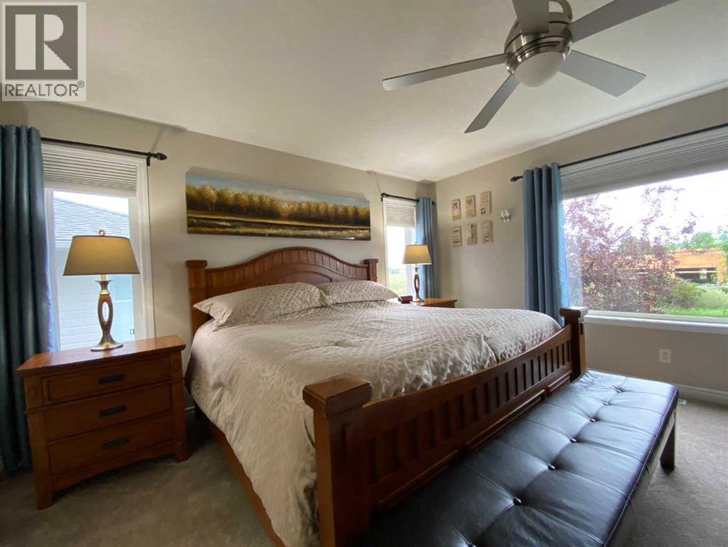 79 Park Place W Property Photo 16