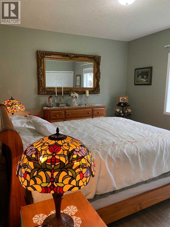 79 Park Place W Property Photo 32