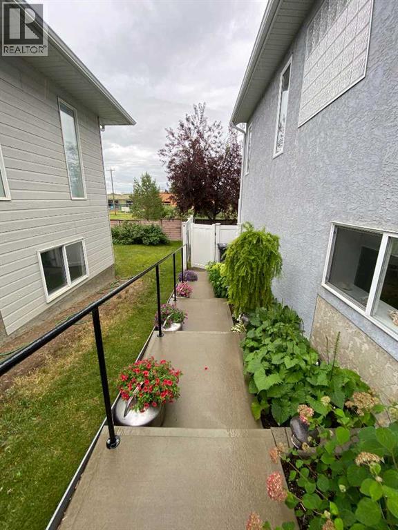 79 Park Place W Property Photo 42