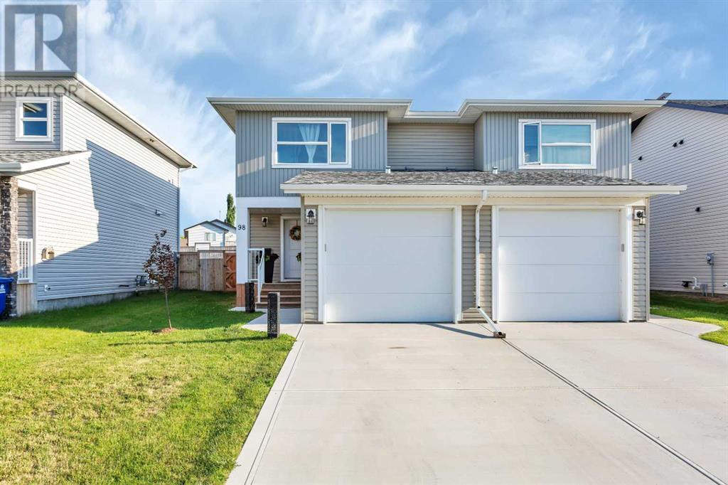 98 Ava Crescent Property Photo 1
