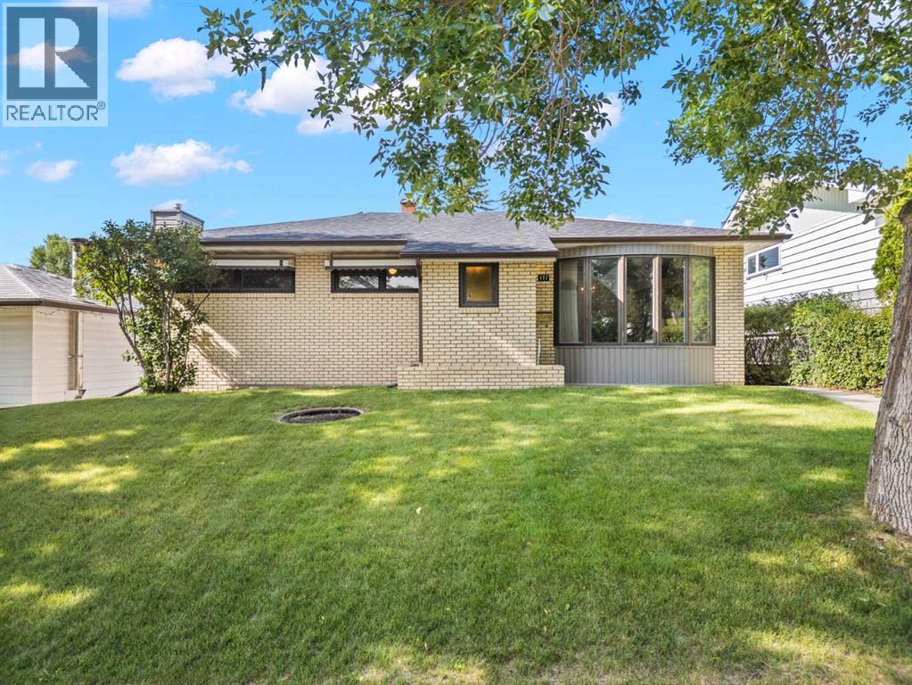 127 Fawn Crescent Se Property Photo 1