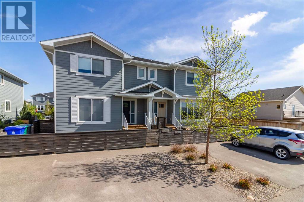 46 Country Meadows Boulevard W Property Photo 1
