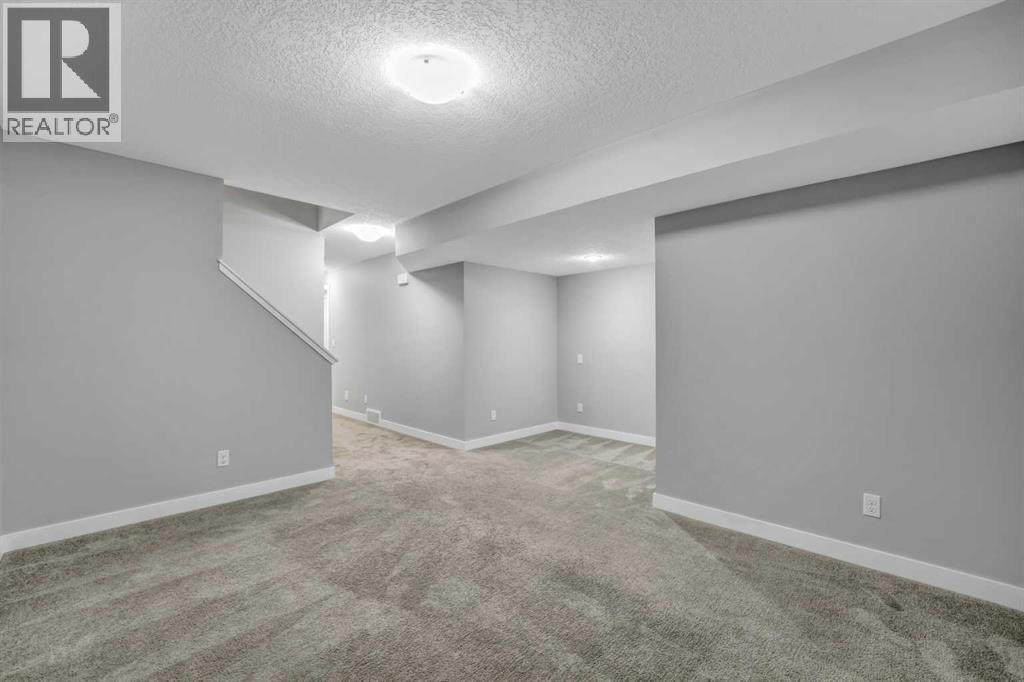 315 Hillcrest Drive Property Photo 24