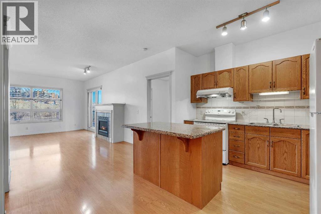 333 Riverfront Avenue Property Photo 3