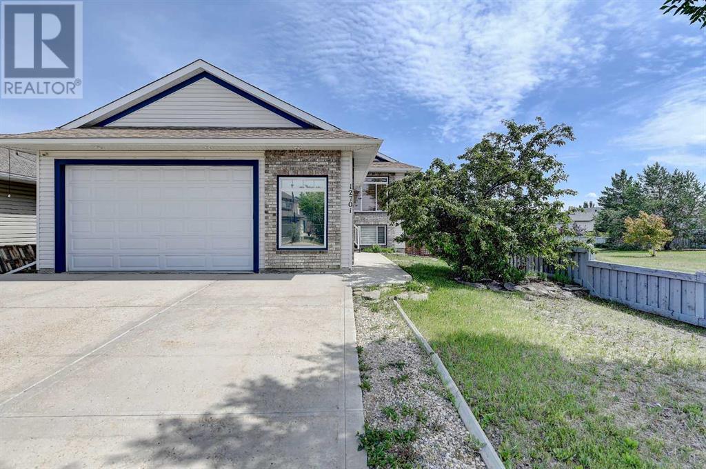 12701 Crystal Lake Drive Property Photo 1