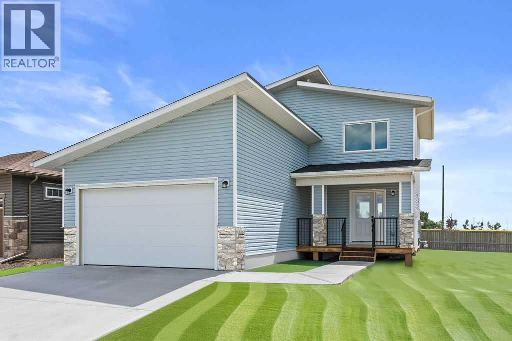 10 Clover Crescent Property Photo 1