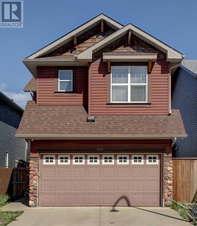 144 Evansborough Crescent Nw Property Photo 1
