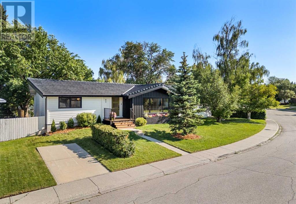 89 Gainsborough Drive Sw Property Photo 1