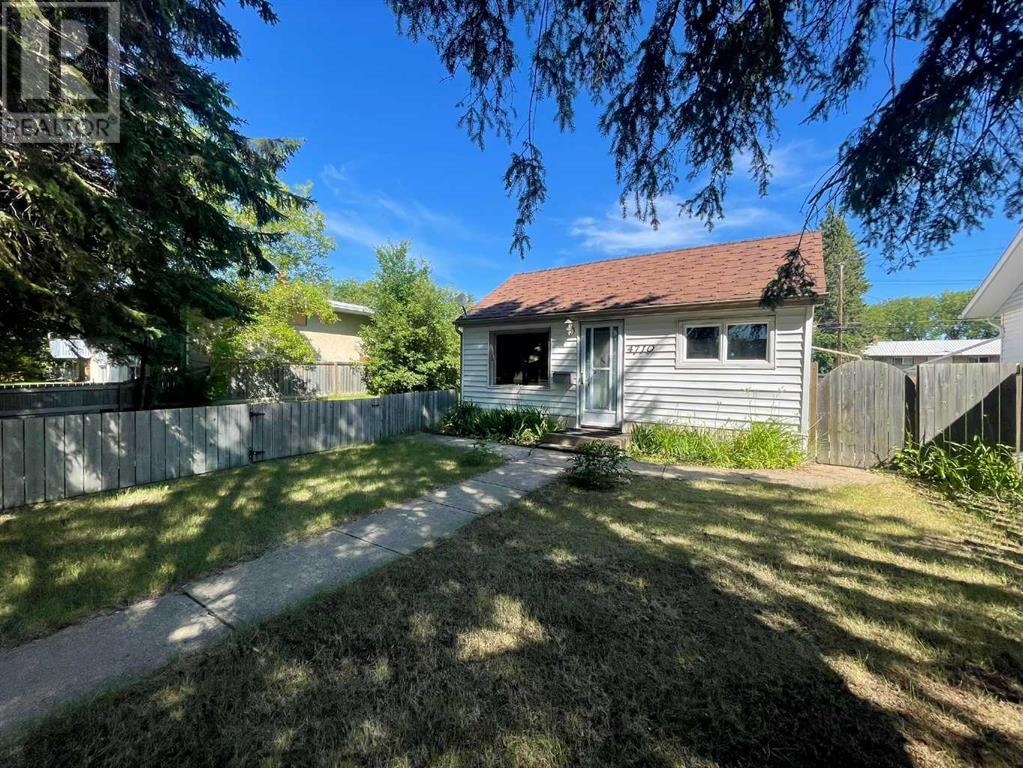 4710 45 Street Property Photo 1