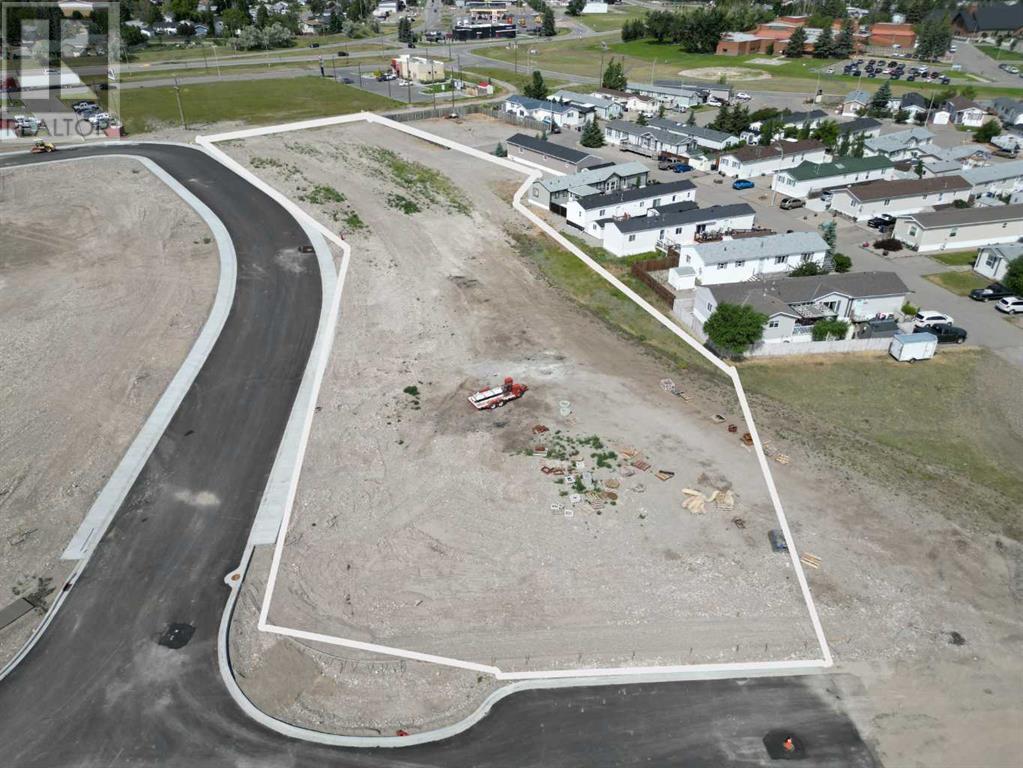 801 Willow Lane Property Photo 1