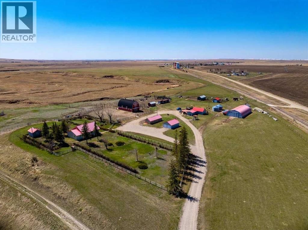 204050 Rr 245 Property Photo 3