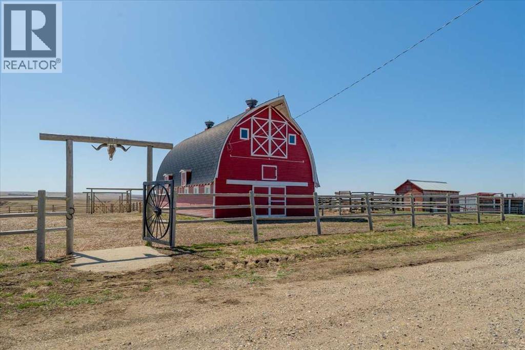 204050 Rr 245 Property Photo 5