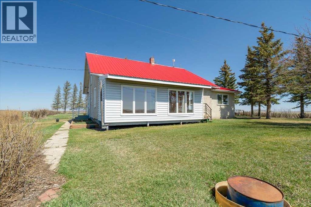 204050 Rr 245 Property Photo 7