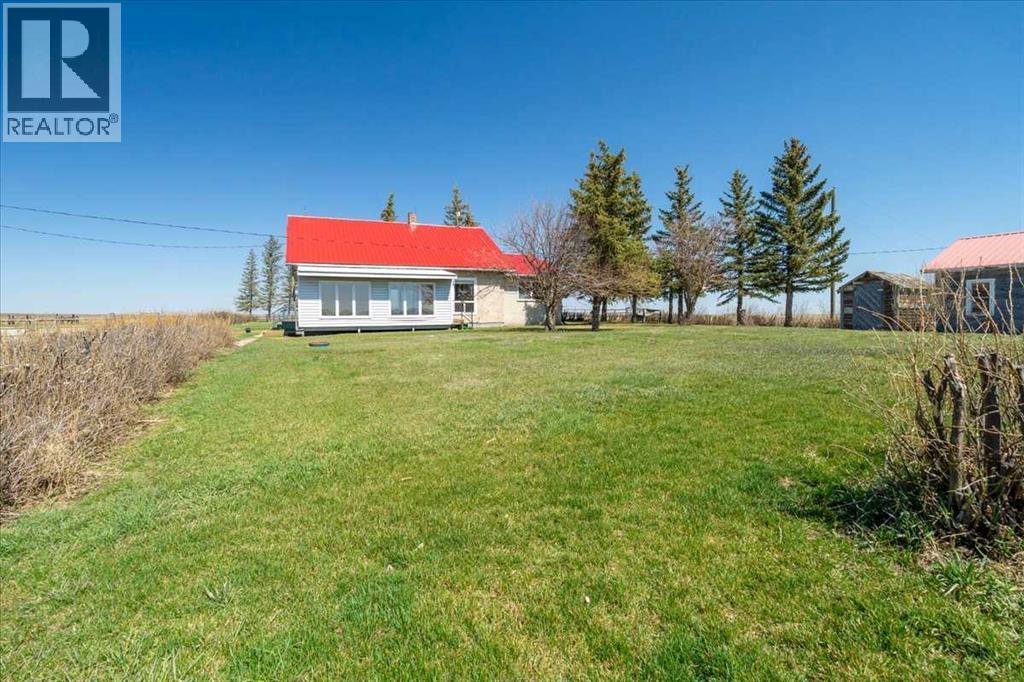 204050 Rr 245 Property Photo 8