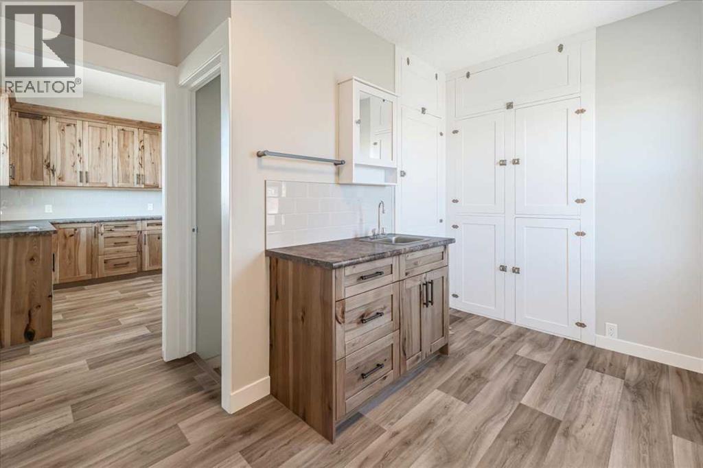 204050 Rr 245 Property Photo 9