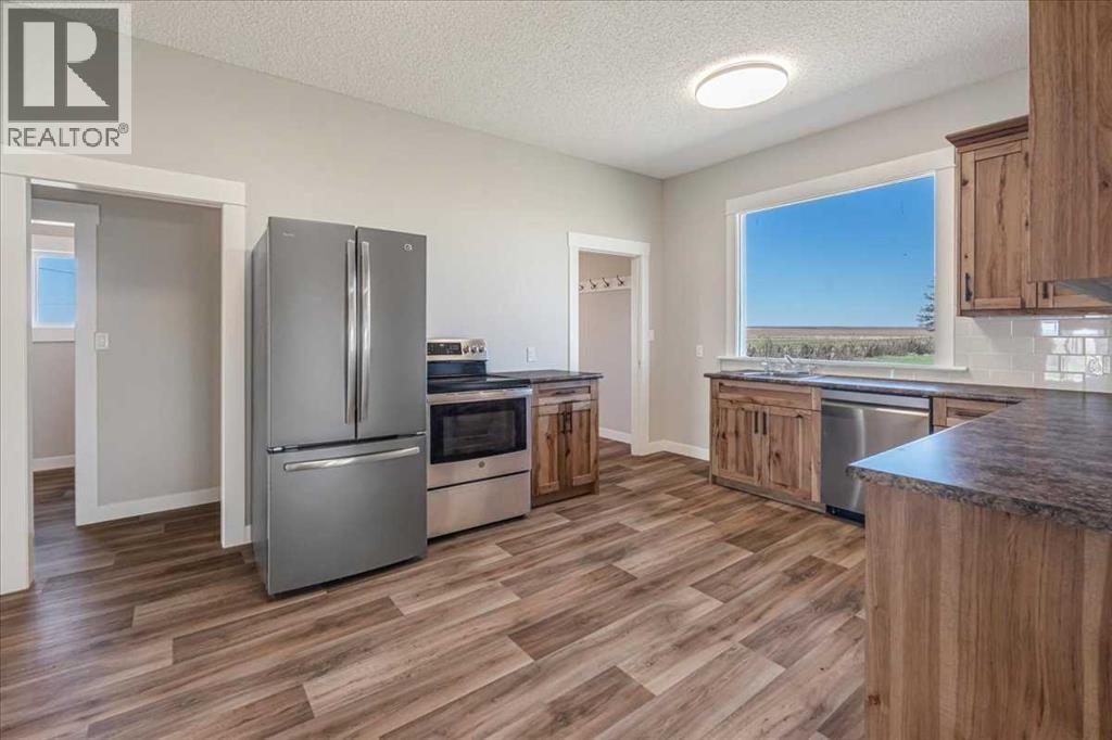 204050 Rr 245 Property Photo 13