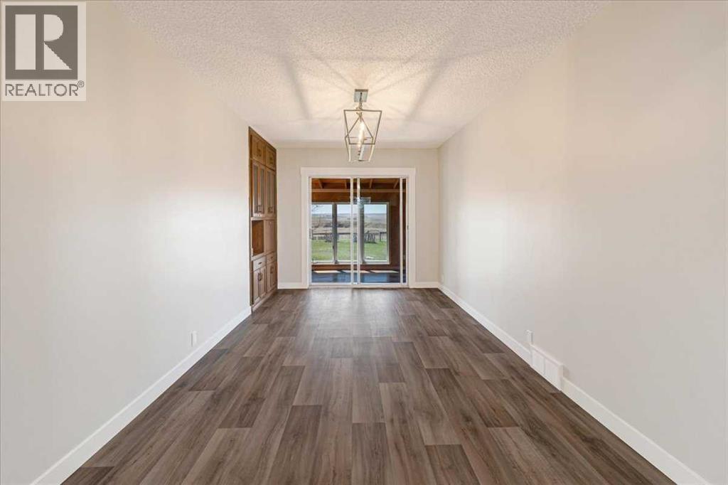 204050 Rr 245 Property Photo 14