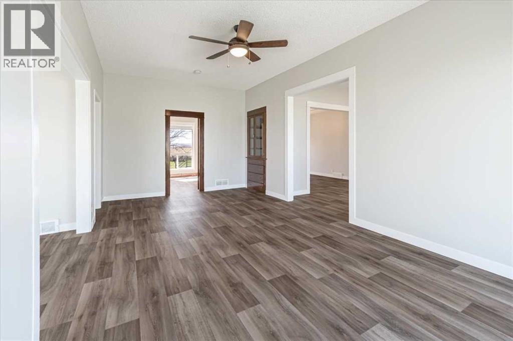 204050 Rr 245 Property Photo 23