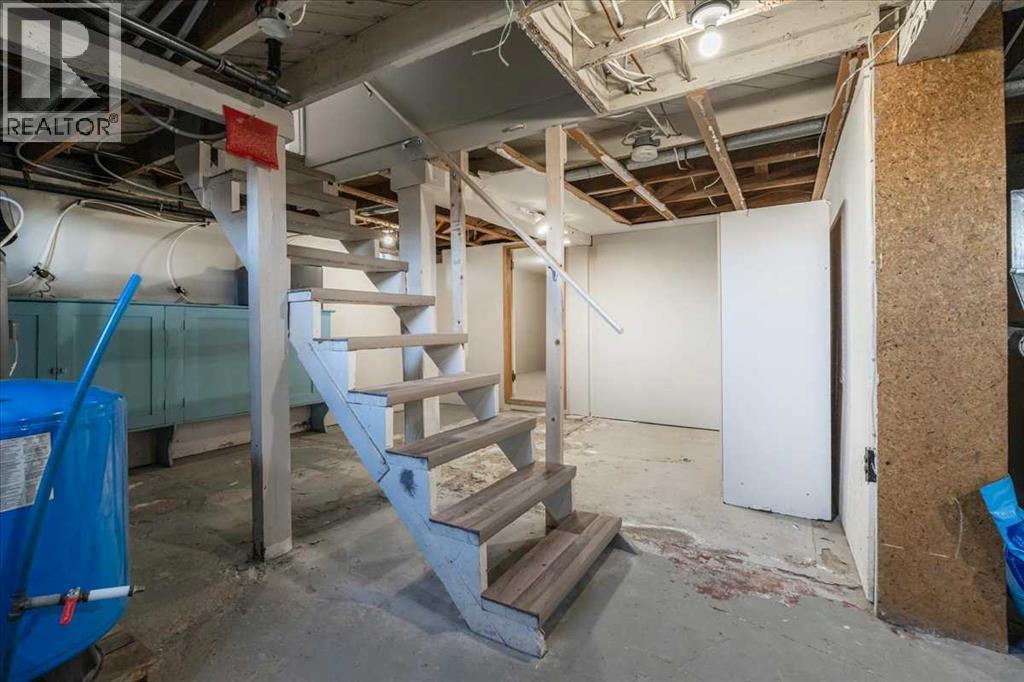 204050 Rr 245 Property Photo 29