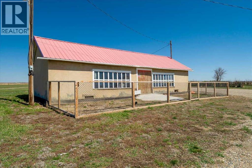 204050 Rr 245 Property Photo 33