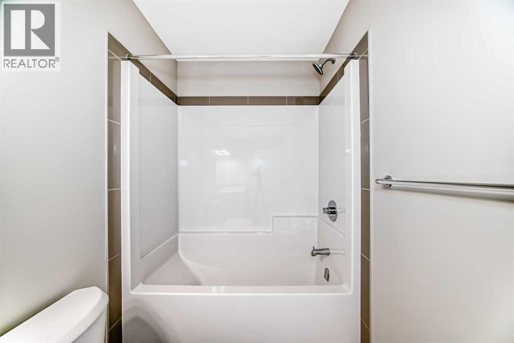 15 Magnolia Street Property Photo 32