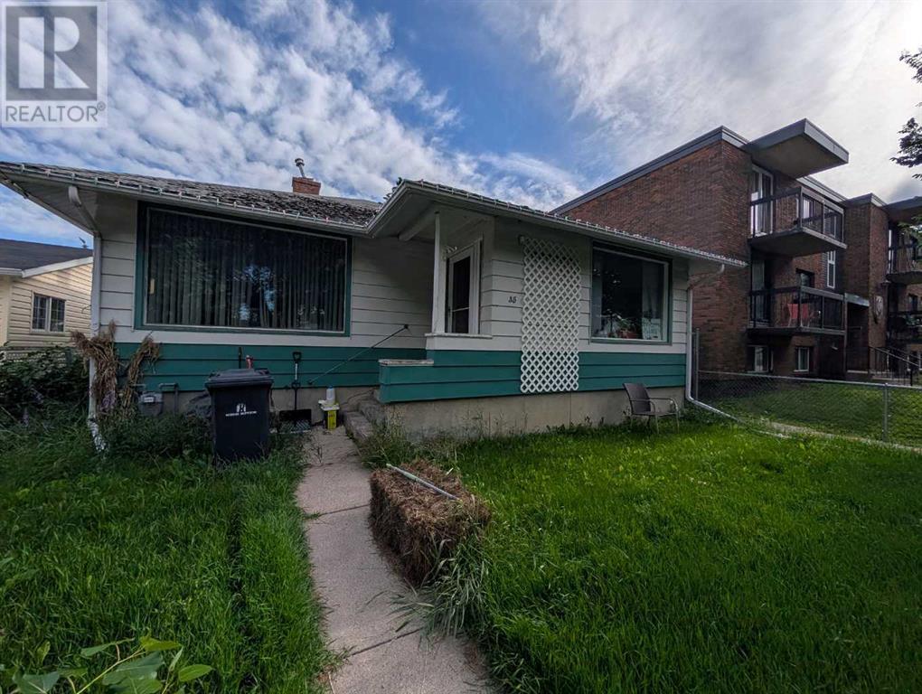 35 4 Avenue Se Property Photo 1