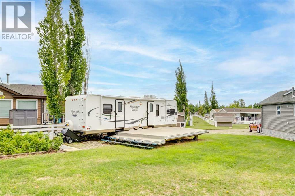 5026, 35468 Range Road 30 Property Photo 1