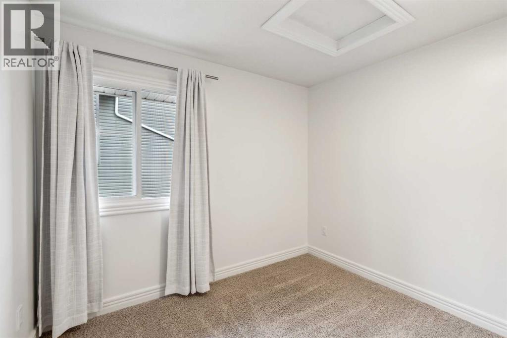 34 Glamis Green Property Photo 33