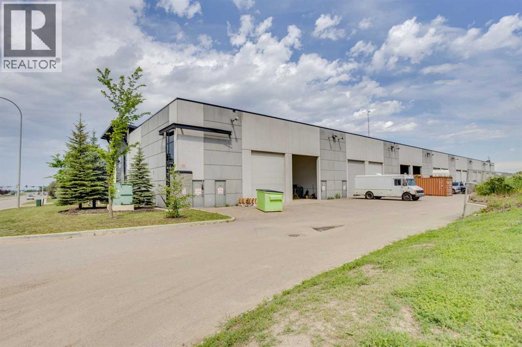 400 Mackenzie Boulevard Property Photo 11