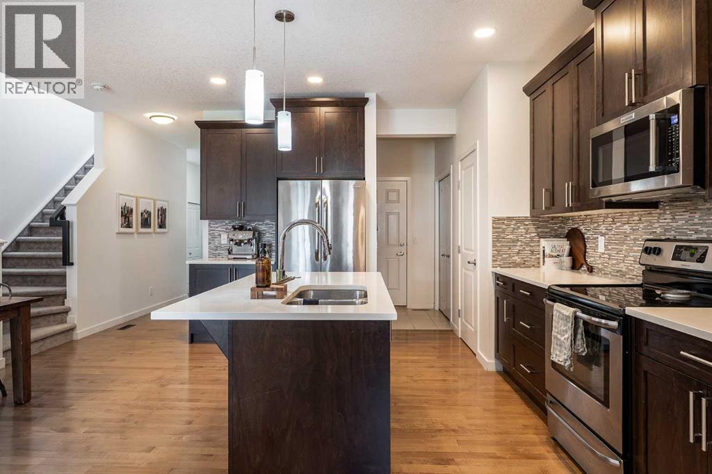 112 Midtown Court Property Photo 4