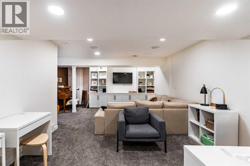 112 Midtown Court Property Photo 11