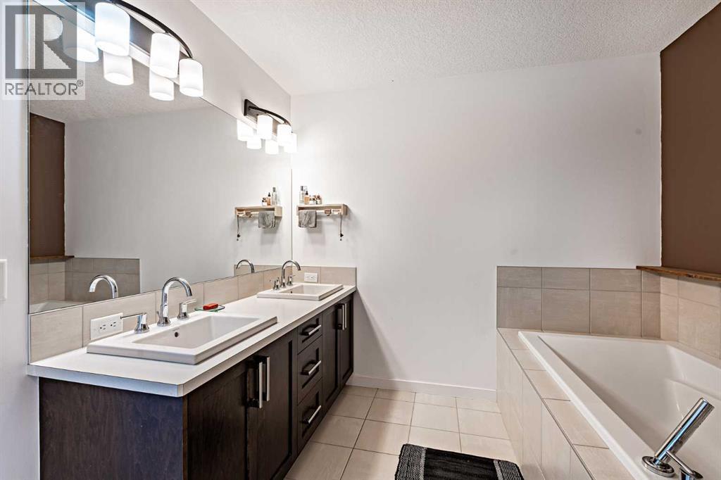 112 Midtown Court Property Photo 21