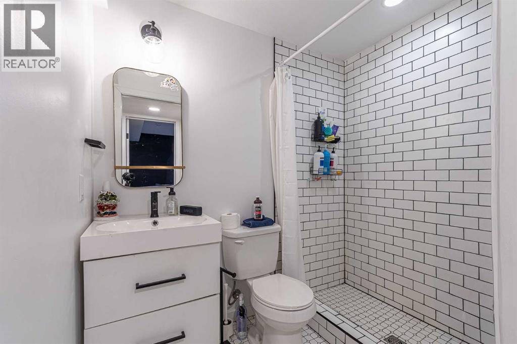 112 Midtown Court Property Photo 26