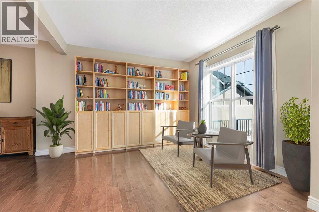 10 Tusslewood Heights Property Photo 3