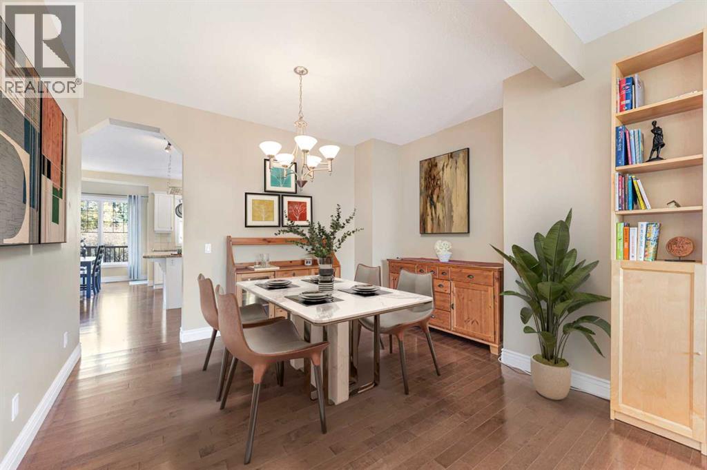 10 Tusslewood Heights Property Photo 4