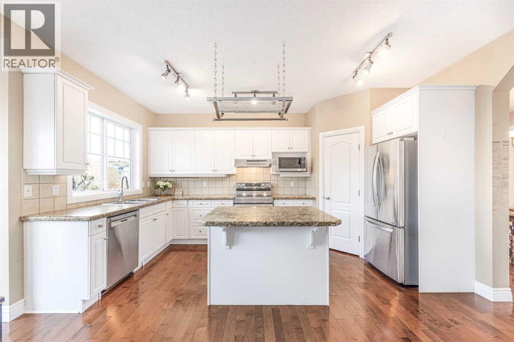 10 Tusslewood Heights Property Photo 8