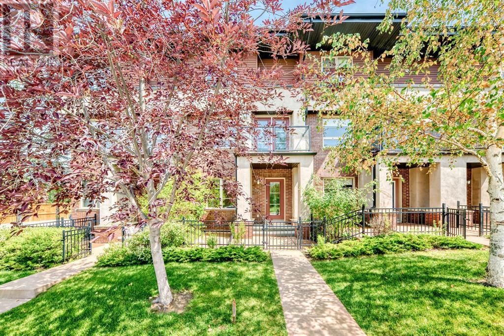 1574 93 Street Sw Property Photo 1