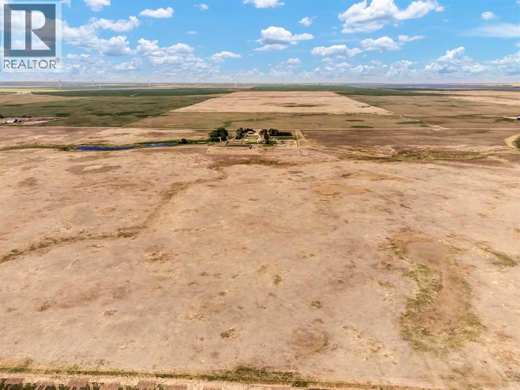 11507 Range Rd 75 Property Photo 6