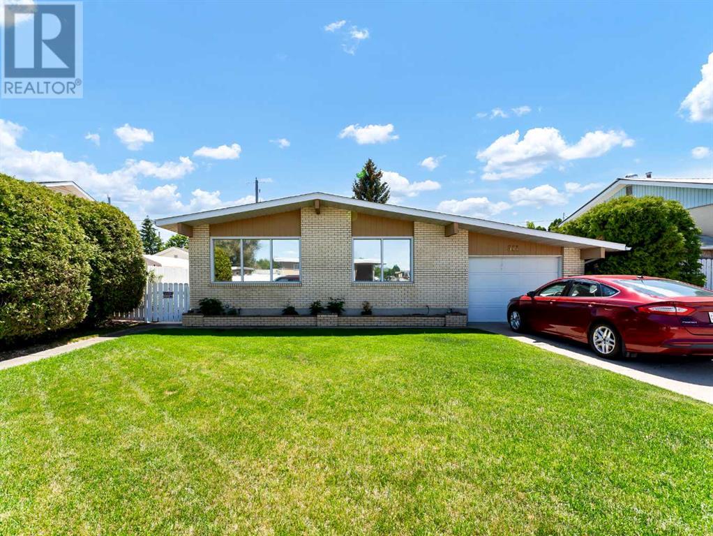 511 12 Street Nw Property Photo 1