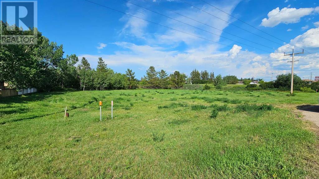 4325 48 Avenue Property Photo 1