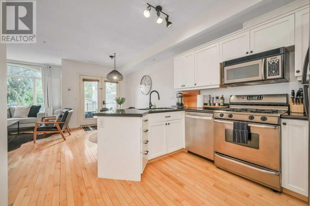 204, 2306 17b Street Sw Property Photo 1