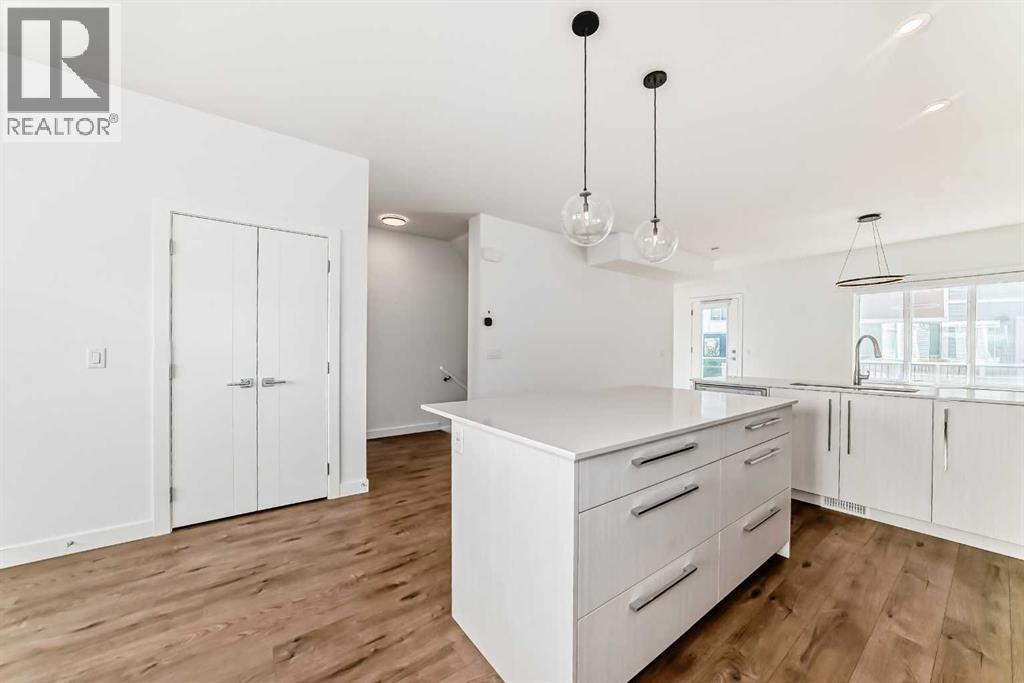 335 Creekside Boulevard Property Photo 11