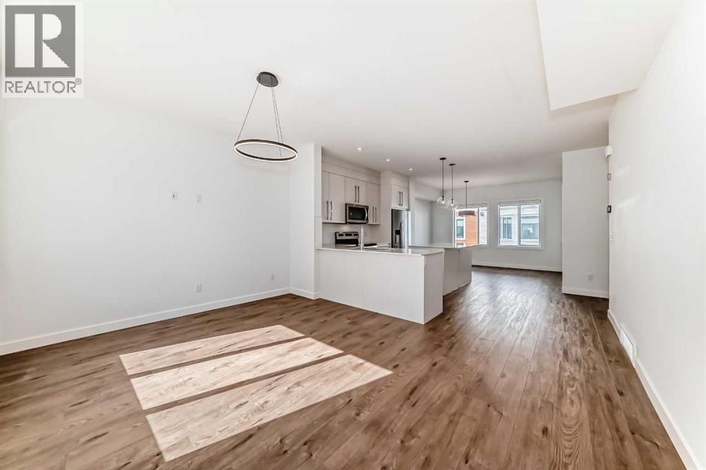 335 Creekside Boulevard Property Photo 17